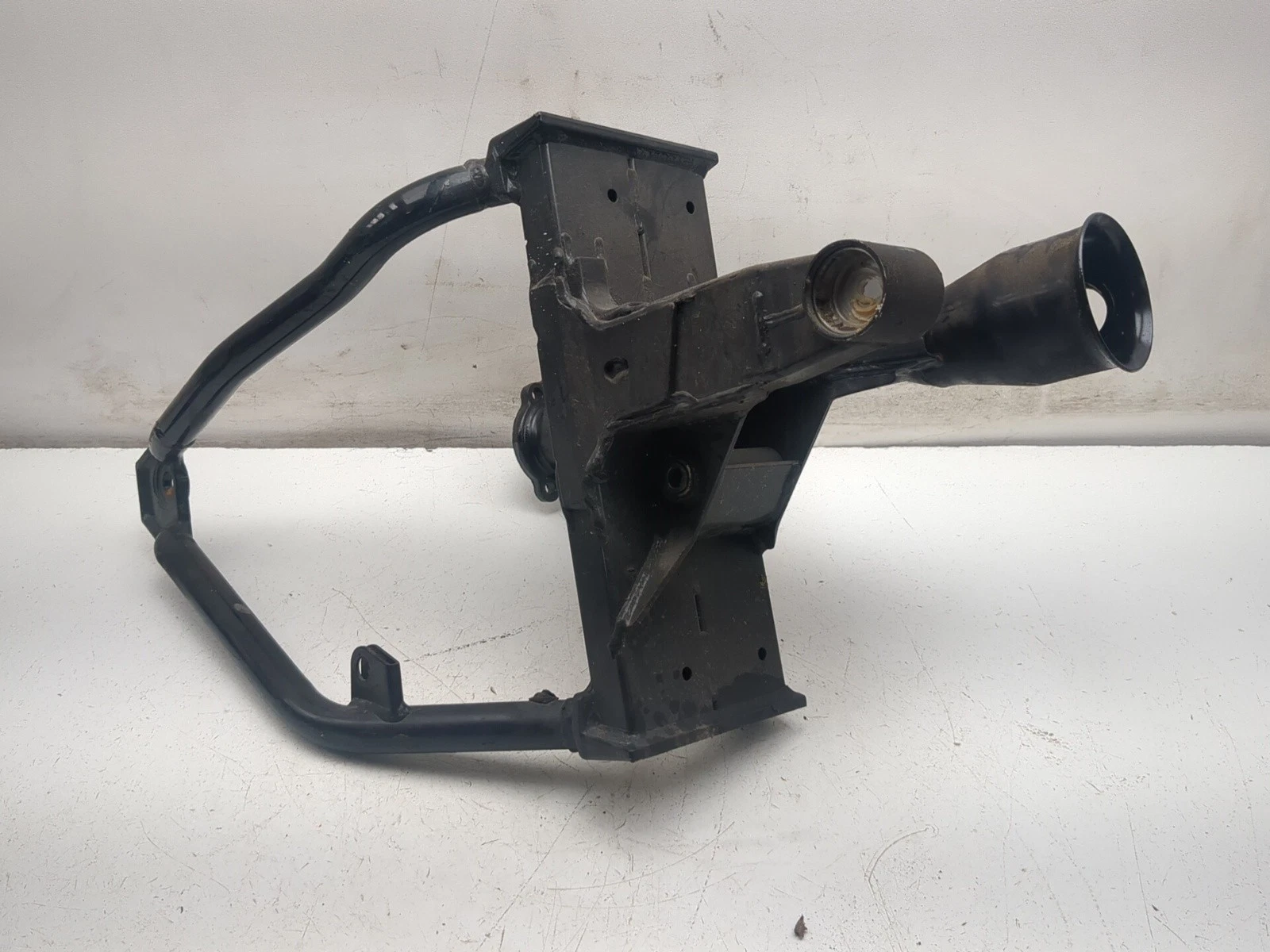 SWINGING ARM SET, REAR (BLACK