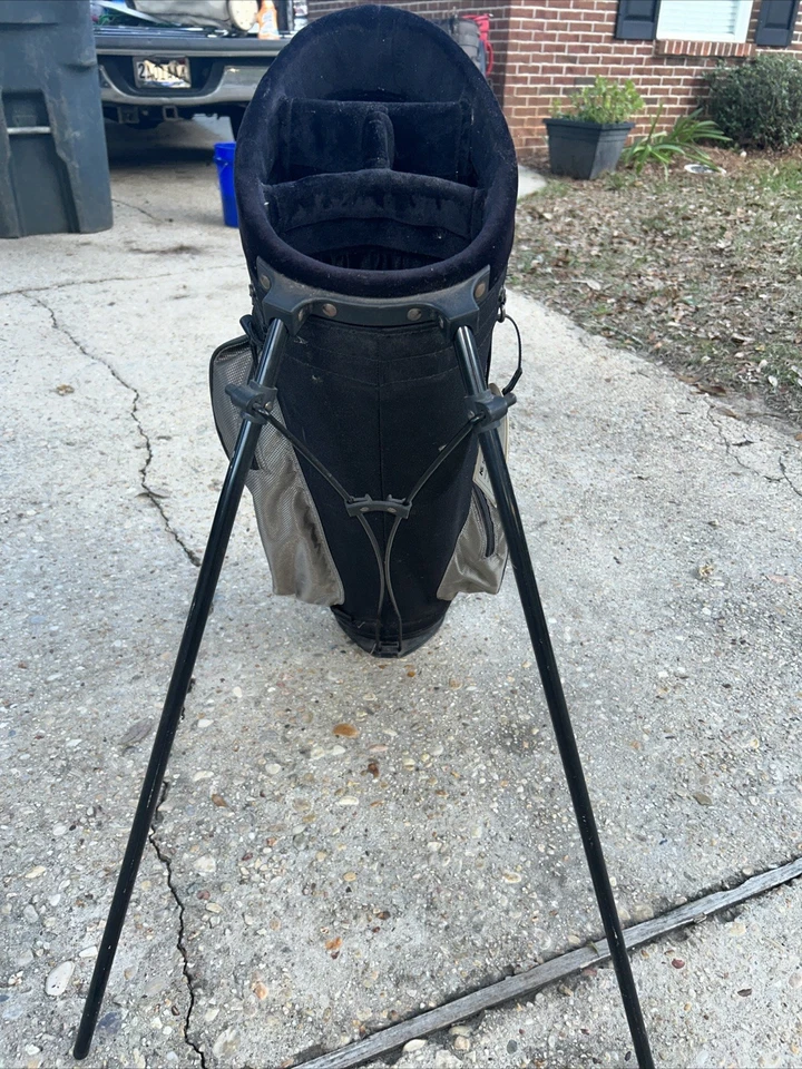 Черная сумка-подставка для клюшек для гольфа Knight с 4 разделителями и дождевиком - Изображение 4 из 4