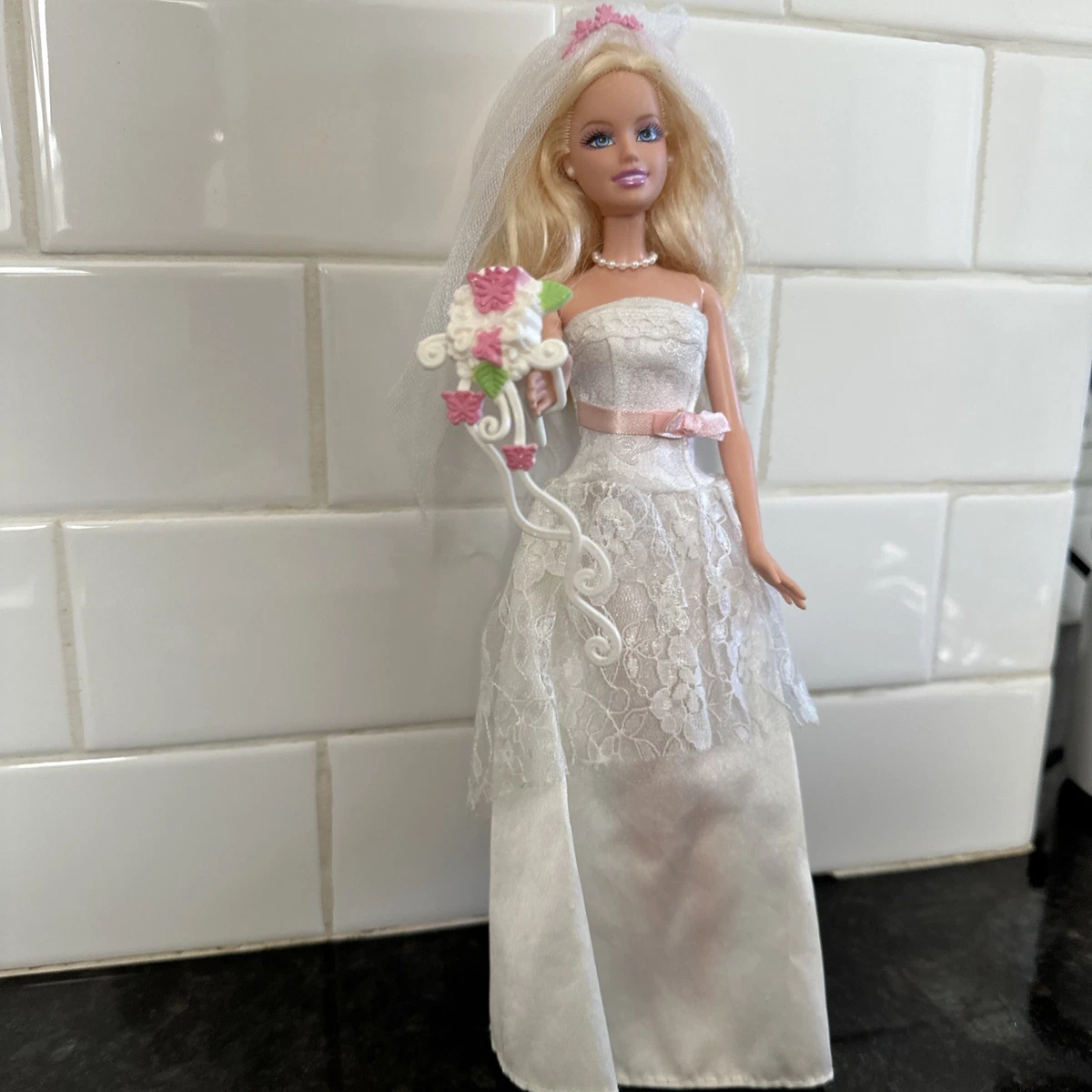 Mattel Barbie 2007 Year Manufactured Bridal Barbie Dolls & Doll