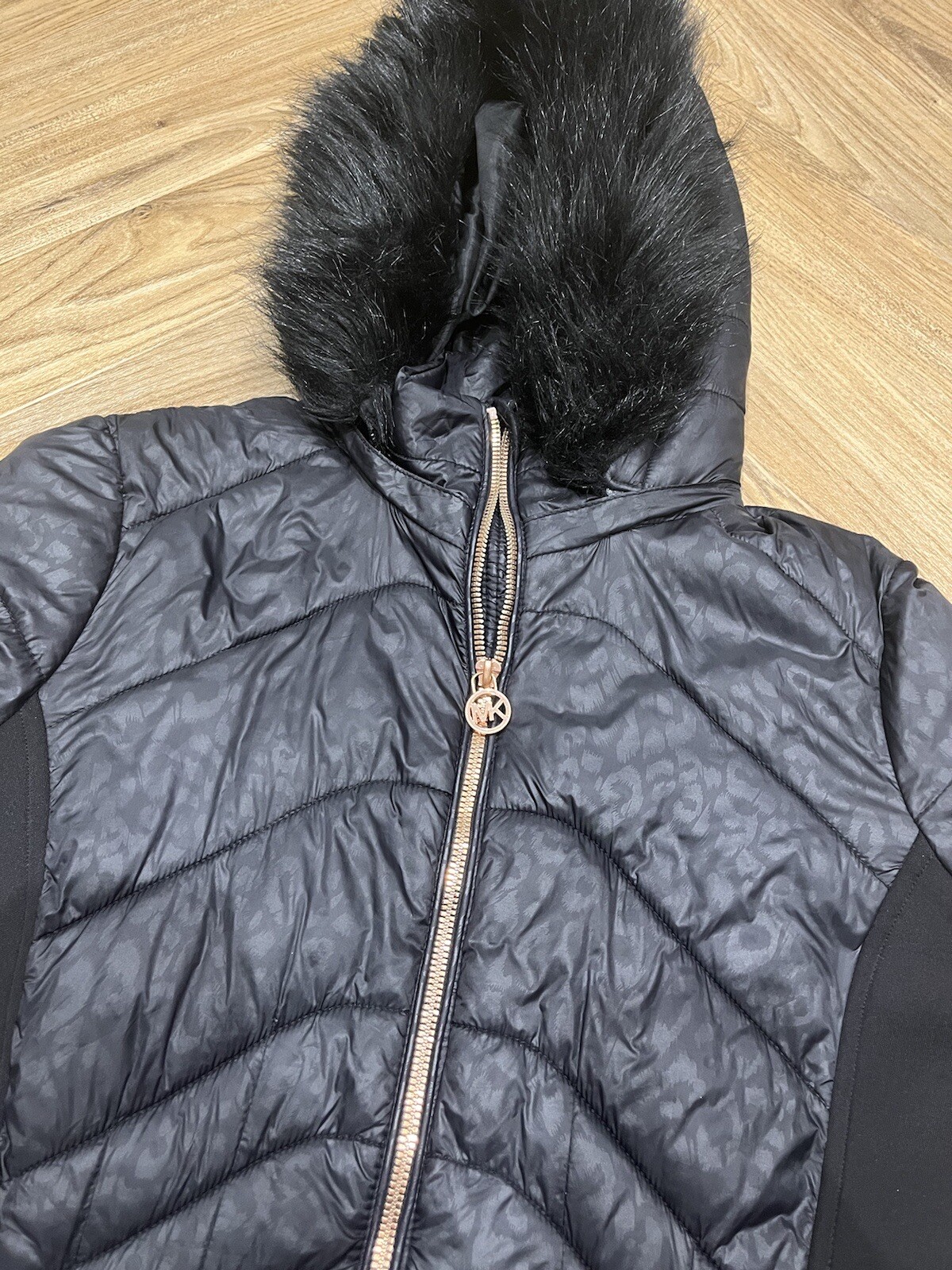 Michael Kors Removable Fur Hood Rose Gold Zip Black Padded Coat Women’s M thumbnail 6