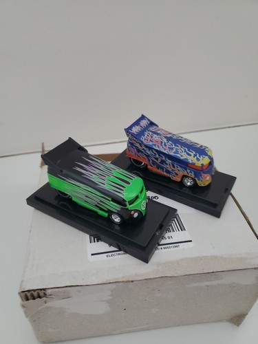 Hot Wheels Liberty Promotions Superflames 1 Blazin' & 2 Burnout VW Drag Bus Pair