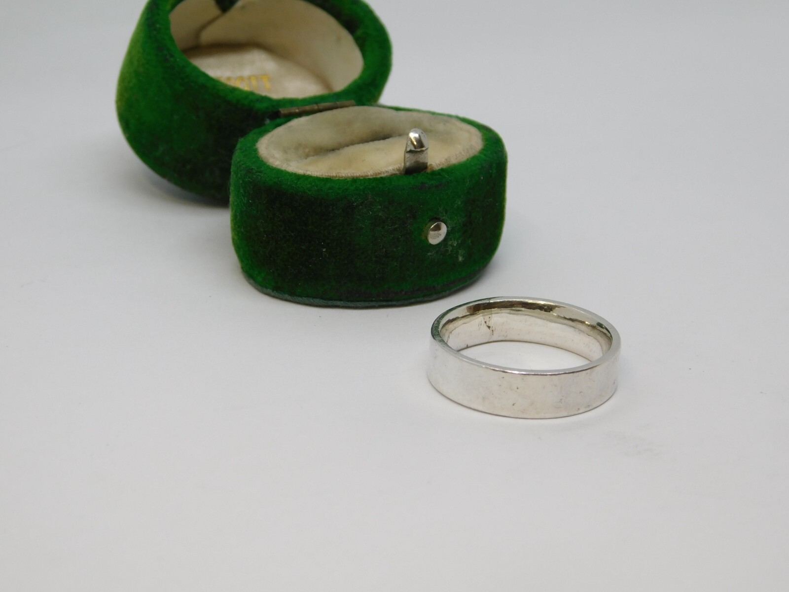 Sterling Silver Plain Solid Band Ring Vintage c19… - image 2