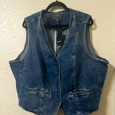 Torrid Women's Blue Denim Button Front Vest w/ Pockets Sleeveless Size 3
