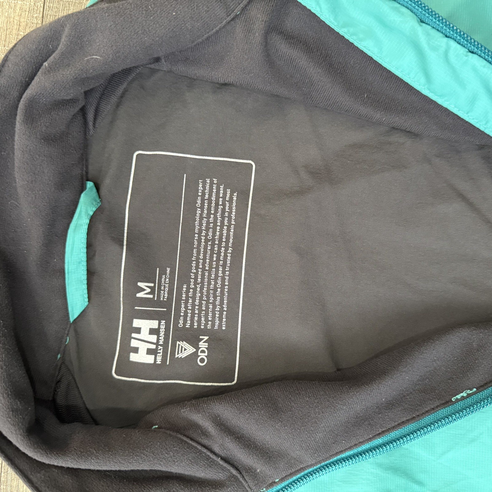 Helly Hansen Jacket Odin Packable Windbreaker Lig… - image 3