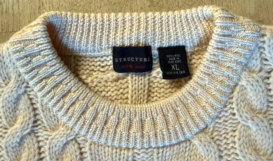 VTG Structure Men's Beige Heavyweight Cable Knit Fisherman Sweater - Size XL - Image 4 of 4
