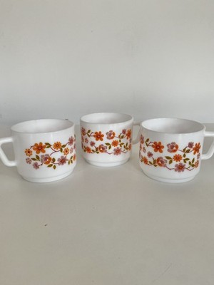 Vintage 70er Jahre Tassen Arcopal Scania Cups X3 weiß mit orange Puce Blumenmuster 