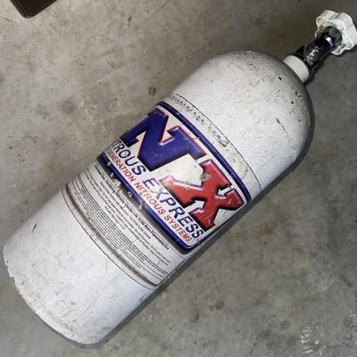 Nitrous Express 10 LB BOTTLE Valve (6.89 DIA. X 20.19 TALL)