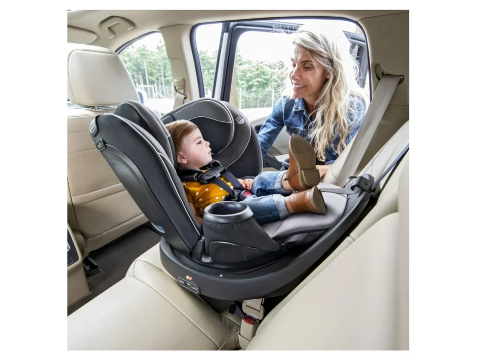Вращающееся универсальное автомобильное сиденье Evenflo Revolve360 (Amherst) - Изображение 3 из 4