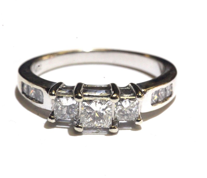 14k white gold .97ct 3 stone princess diamond engagement ring band 3.9g estate