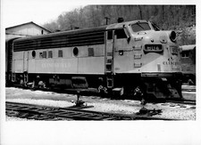 1965 Clinchfield Railroad Train #804 F-3A Engine 5x7 Photo X2200S Yard Shops R
