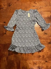 Francesca's Light Blue Long Sleeve Dress Animal Print Blue NWT $48 Boutique