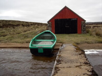 Photo 6x4 Boathouse on Loch Coire nam Mang. The boathouse, jetty and rowi c2009