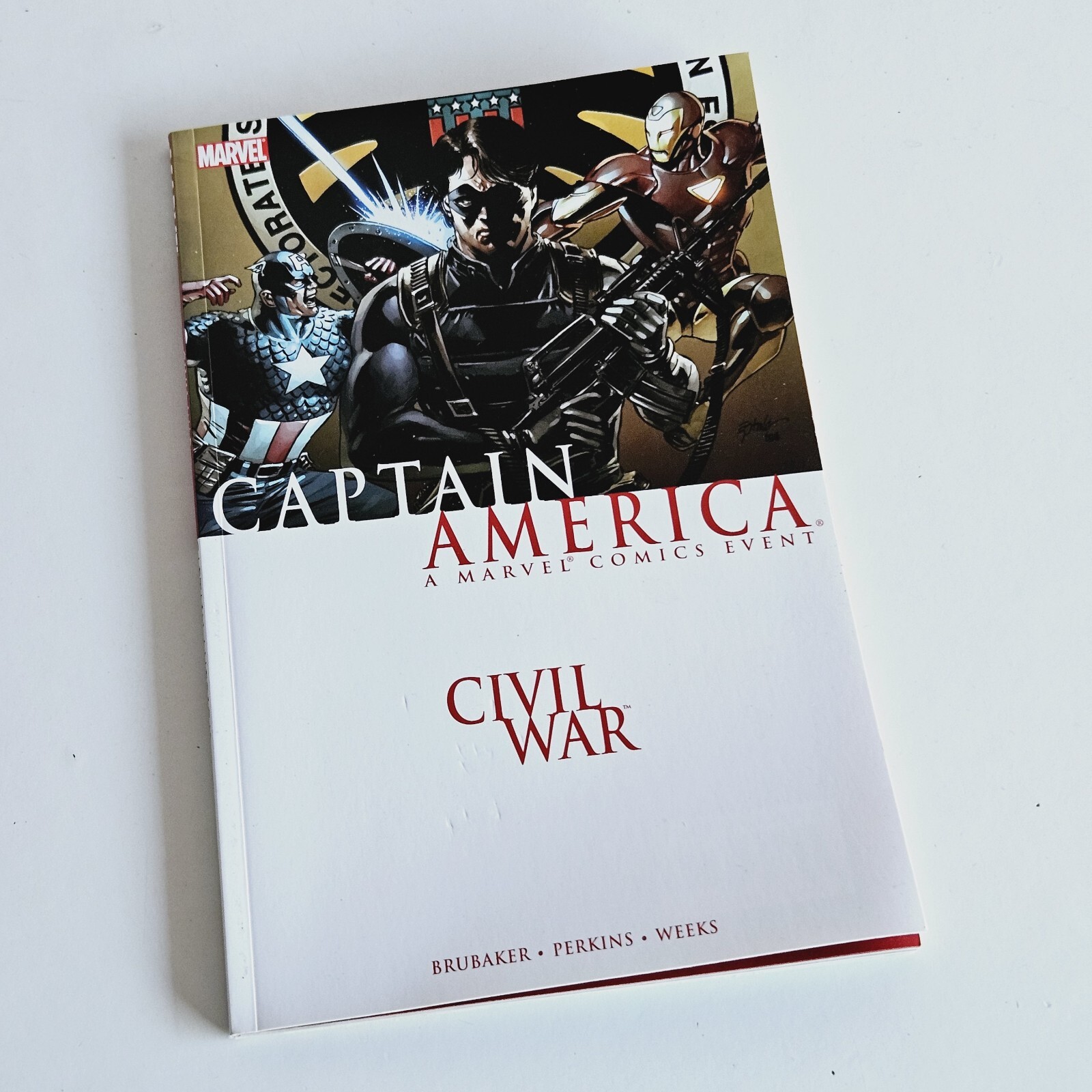 Civil War: Captain America TPB: A Marvel Comics Event Brubaker Perkins Weeks