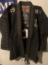 Nuovo con etichette - Grips - Jiu Jitsu - Kimono Armadura - Gi - Nero e Oro - G10112 - AO