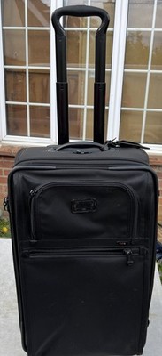 TUMI CABIN ALPHA SCHWARZ NYLON ERWEITERBAR KOFFER TELESKOPGRIFF 2 ROLLEN KOFFER