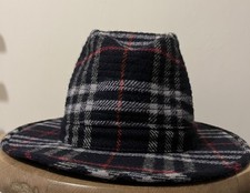 Burberry Vintage Navy Check Wool Hat Size Large Made In England VGC