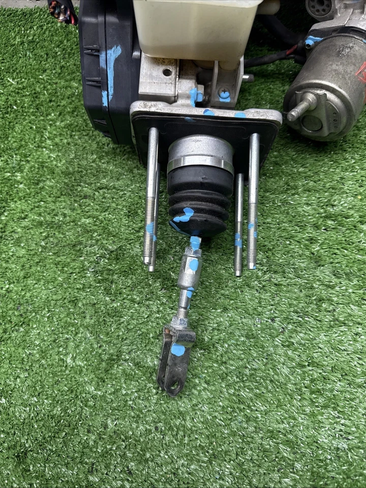 2014-2023 INFINITI QX80 Hydraulic Power Brake Booster Master Cylinder Abs - Image 4 of 4