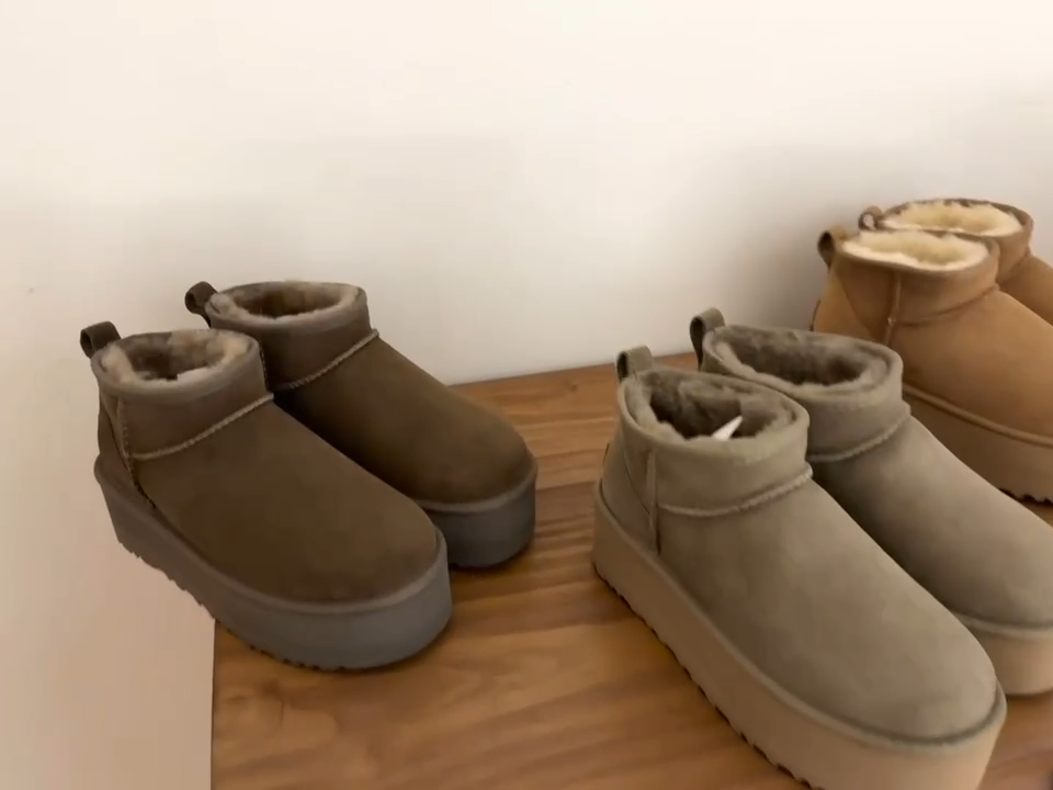 UGG Women's Classic Ultra Mini Platform Boots Shoes New(5cm) US4