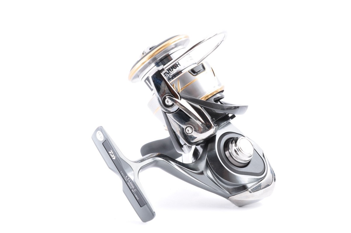 DAIWA 20 LUVIAS LT 4000-C Spinning Reel (2020model) ship