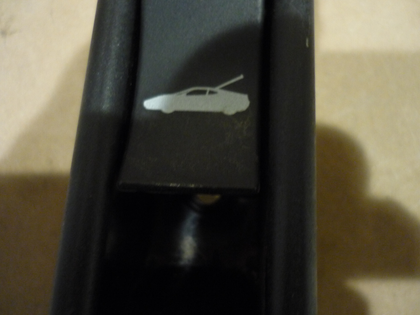 Ferrari 458 Italia - Rear Lid Handle With Bowden Cable P/N 80176200 - 82953100