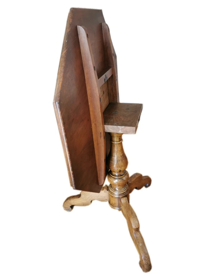 Table ancienne ronde hexagonale bois massif noyer pied central trepied pliable - Photo 2/3