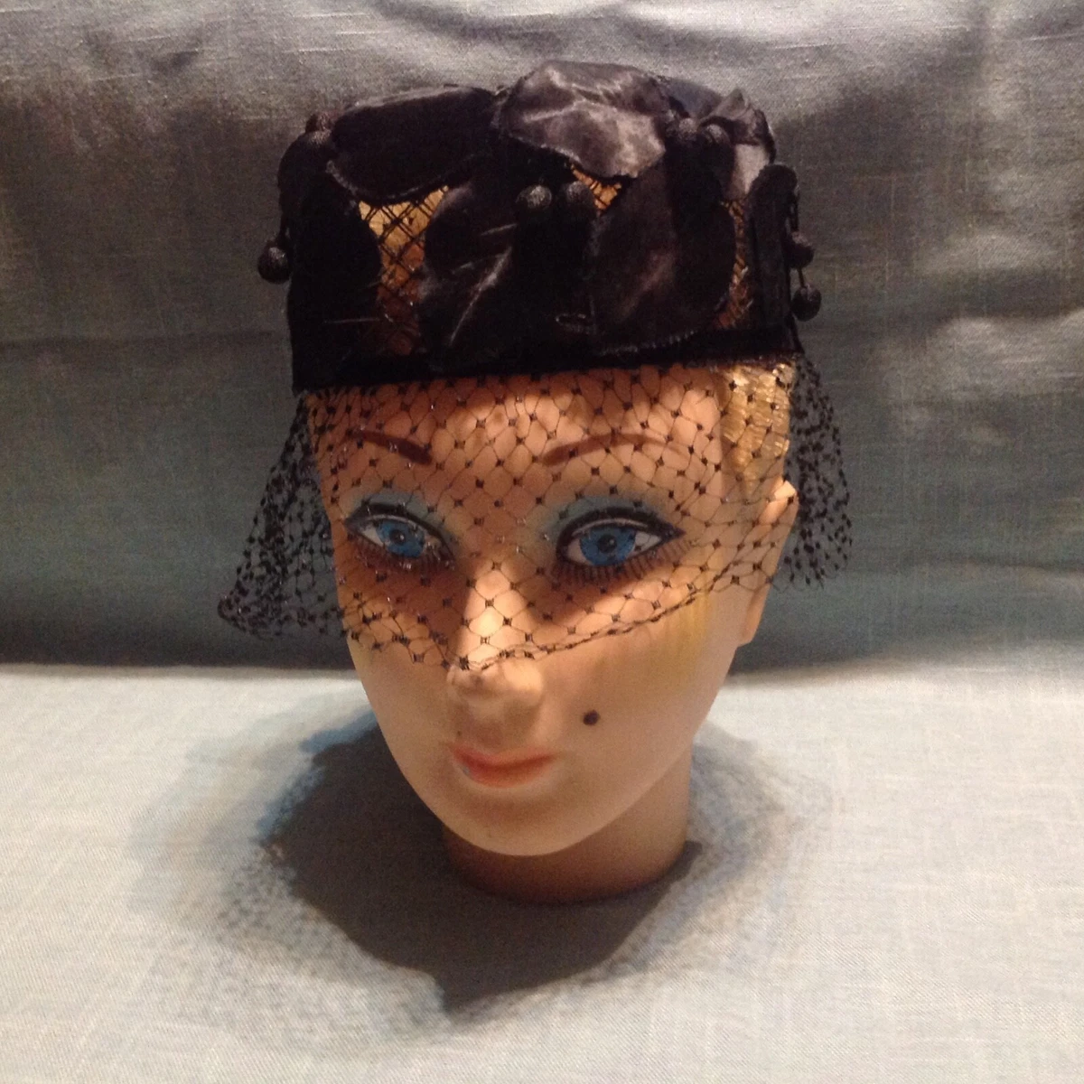 Vintage pillbox hat 2025