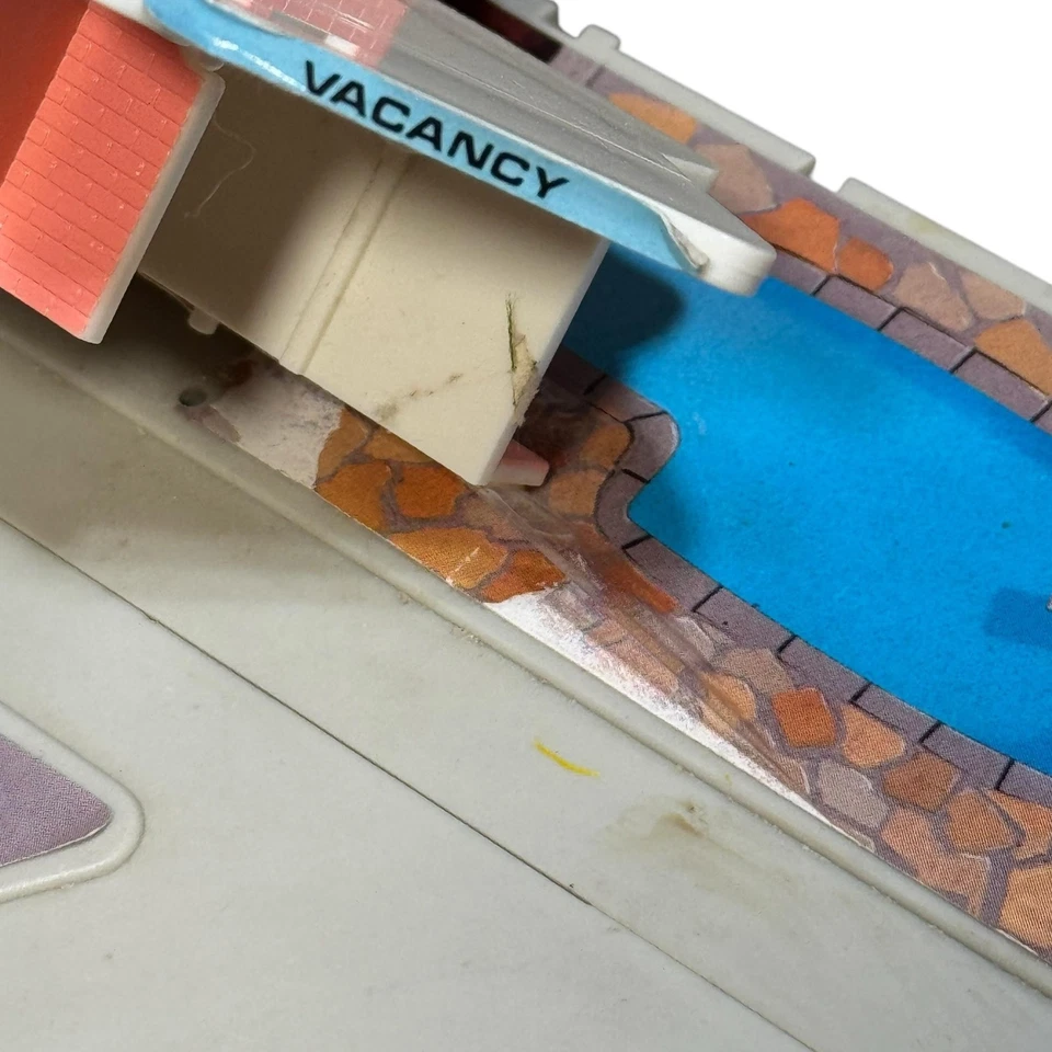 Vintage Micro Machines Galoob Travel City Playset Lot Buildings Airport Planes - Image 3 of 4