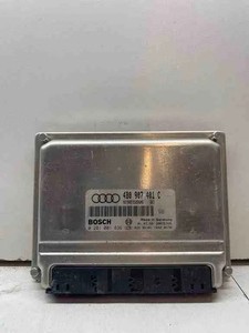 AUDI A6 4A2, C8 Motorsteuergerät ECU 4B0907401C 2.50 Diesel 1998 32446919