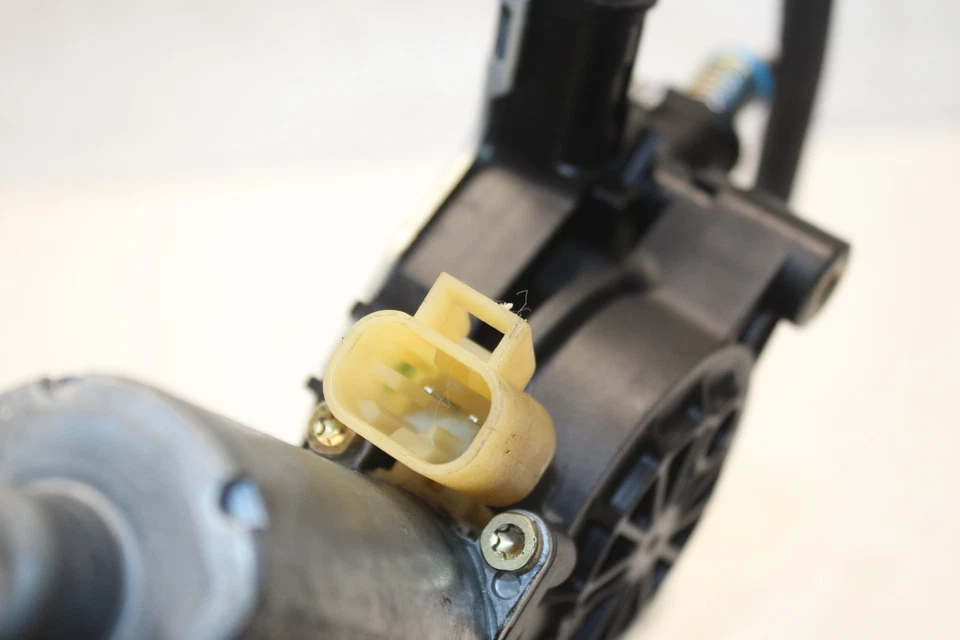 2003 2004 2005 2006 2007 HUMMER H2 REGULADOR VENTANA DELANTERA IZQUIERDA CON MOTOR OEM Foto 4 de 4