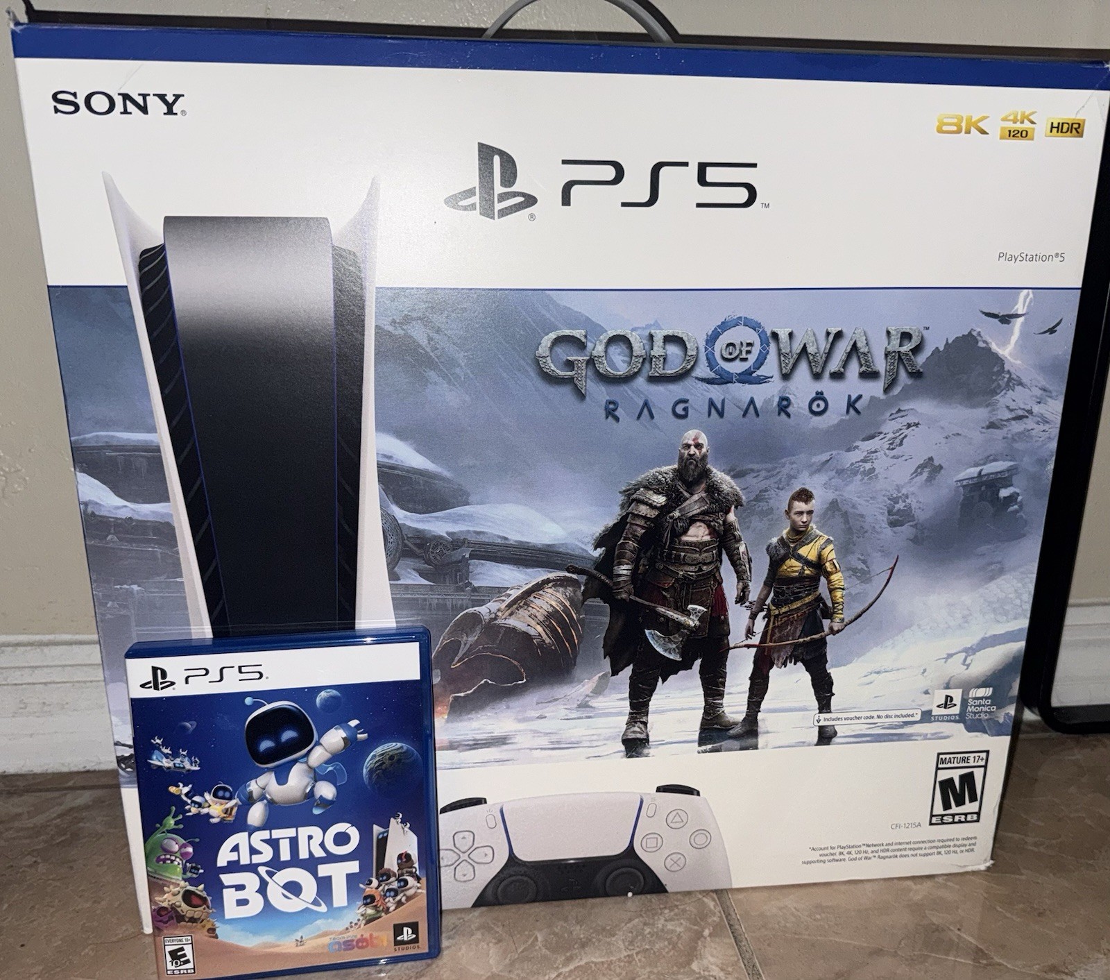 Sony PS5 Blu-ray Edition Console, White, 825GB Compatible with PS5 and PS4 Games