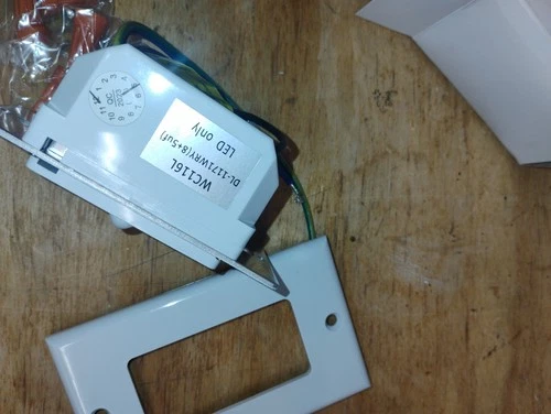 New In Box Minka Aire Wall Mount Light And Fan Control  White WC116L  DL-1171WRY - Picture 3 of 4