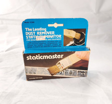 Vintage Staticmaster Brush 1C200 in Original Box w/ Soft Case  Instructions