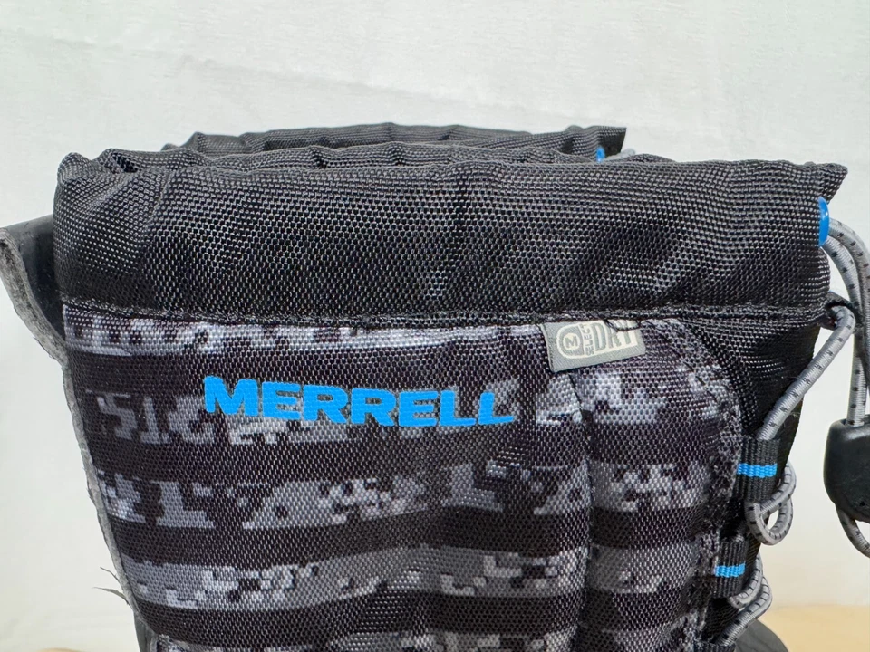 Botas salvavidas Merrell Snow Quest negras grises aisladas para jóvenes talla 2 EE. UU. Foto 2 de 4