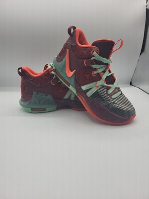 Nike Lebron Witness 7 SE Youth  4.5 Y Team Red Jade Lace up Sneakers FB8976-600