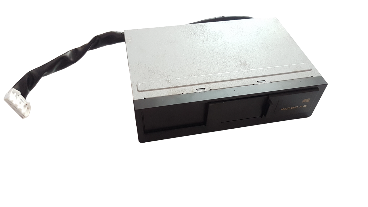 TOYOTA LAND CRUISER 120 3.0TD 2008 RHD CD/ DVD PLAYER HEAD UNIT OEM