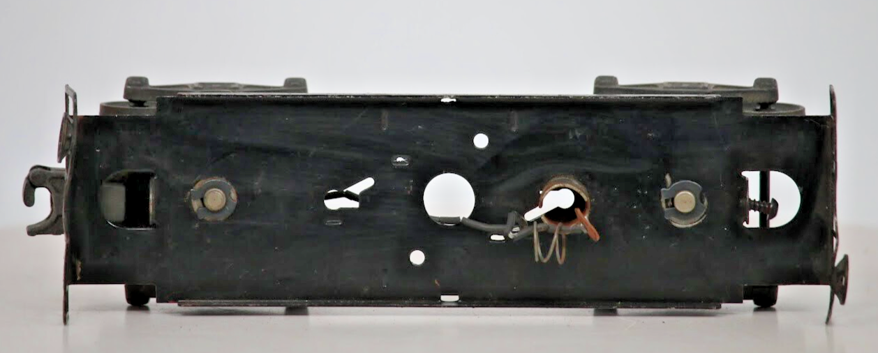 LIONEL O Scale Post War Lighted Caboose Chassis