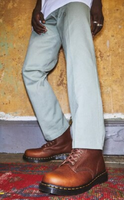 Almost new Dr. Marten Pascal redbrown leather lace up boots Men’s 11. Dr. Martens 1460 Pascal Genuine Leather Boots Red/Brown 24993257 main image 2