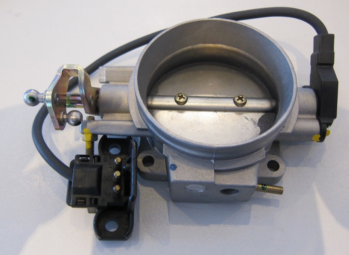 Mercedes W201 / W124 - M103,260E,300E Drosselklappe 2015404245  