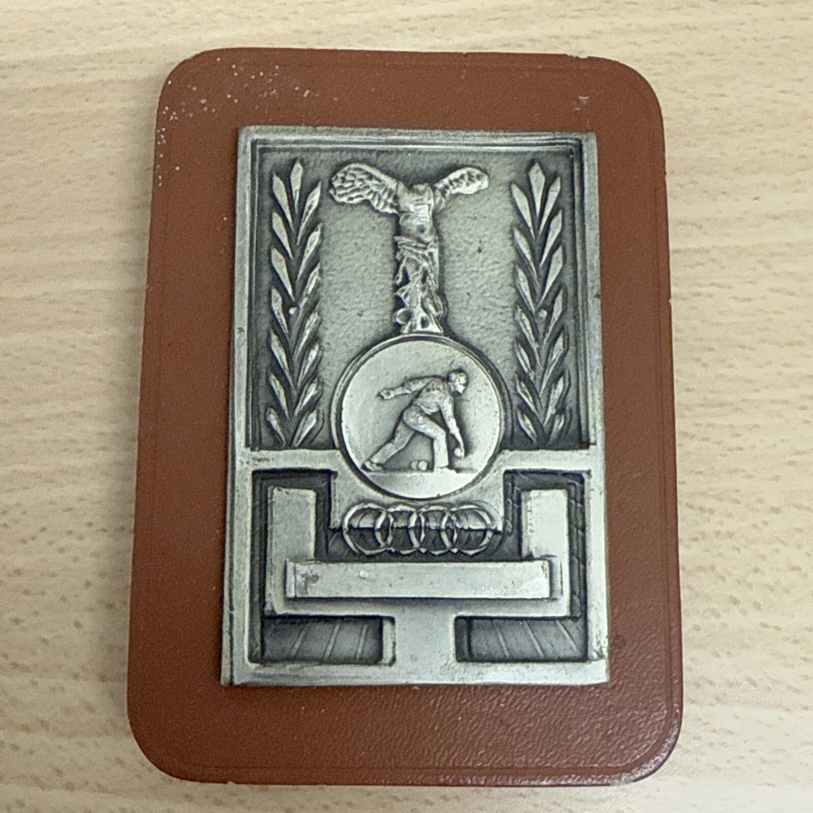 Médaille Plaque Jeux Olympiques Sur Socle