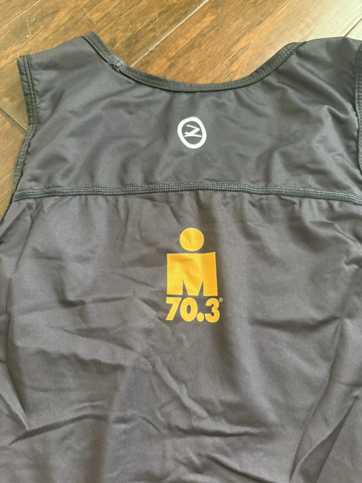Camiseta sin mangas Zoot Ironman Texas Galveston 70.3 triatlón transpirable para hombre M Foto 3 de 4