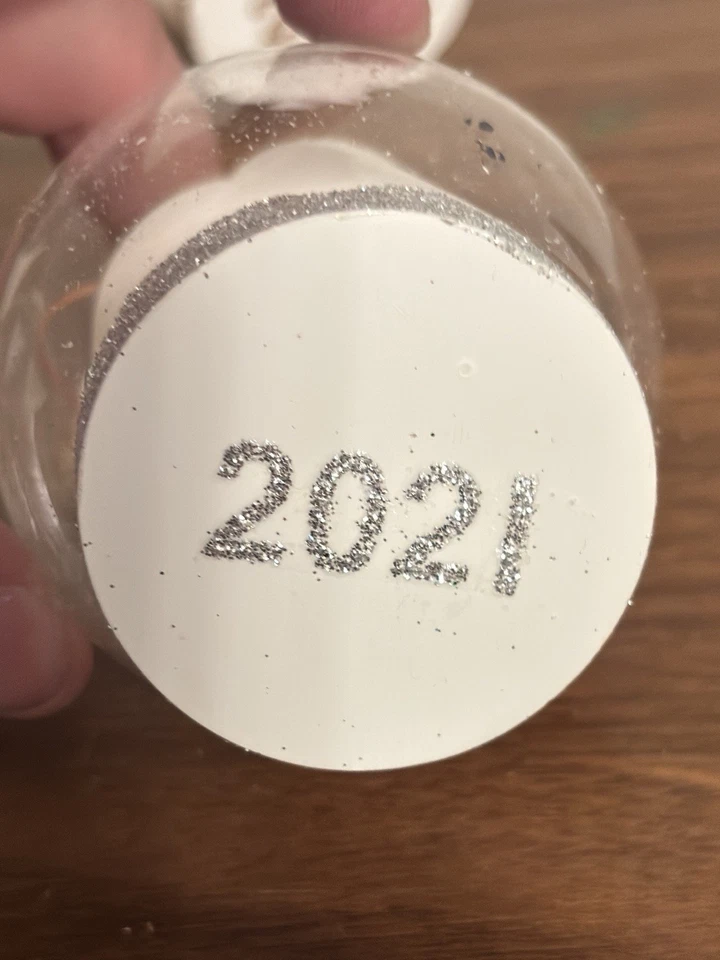 Letra “G” Globo de Nieve Estilo 3” Bola de Vidrio Adorno de Navidad 2021 Foto 4 de 4