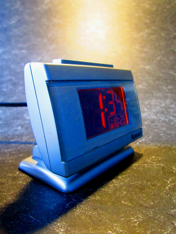 Vintage Digital Alarm Clock looks like 1990 desktop computer Tiny Bright LED