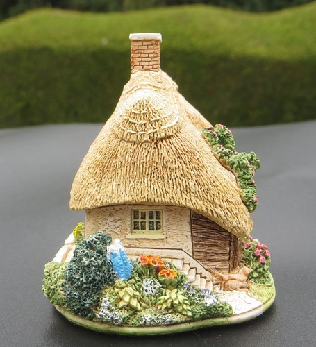Lilliput Lane Cottages, Best Friends L2079 Boxed - Picture 8 of 14