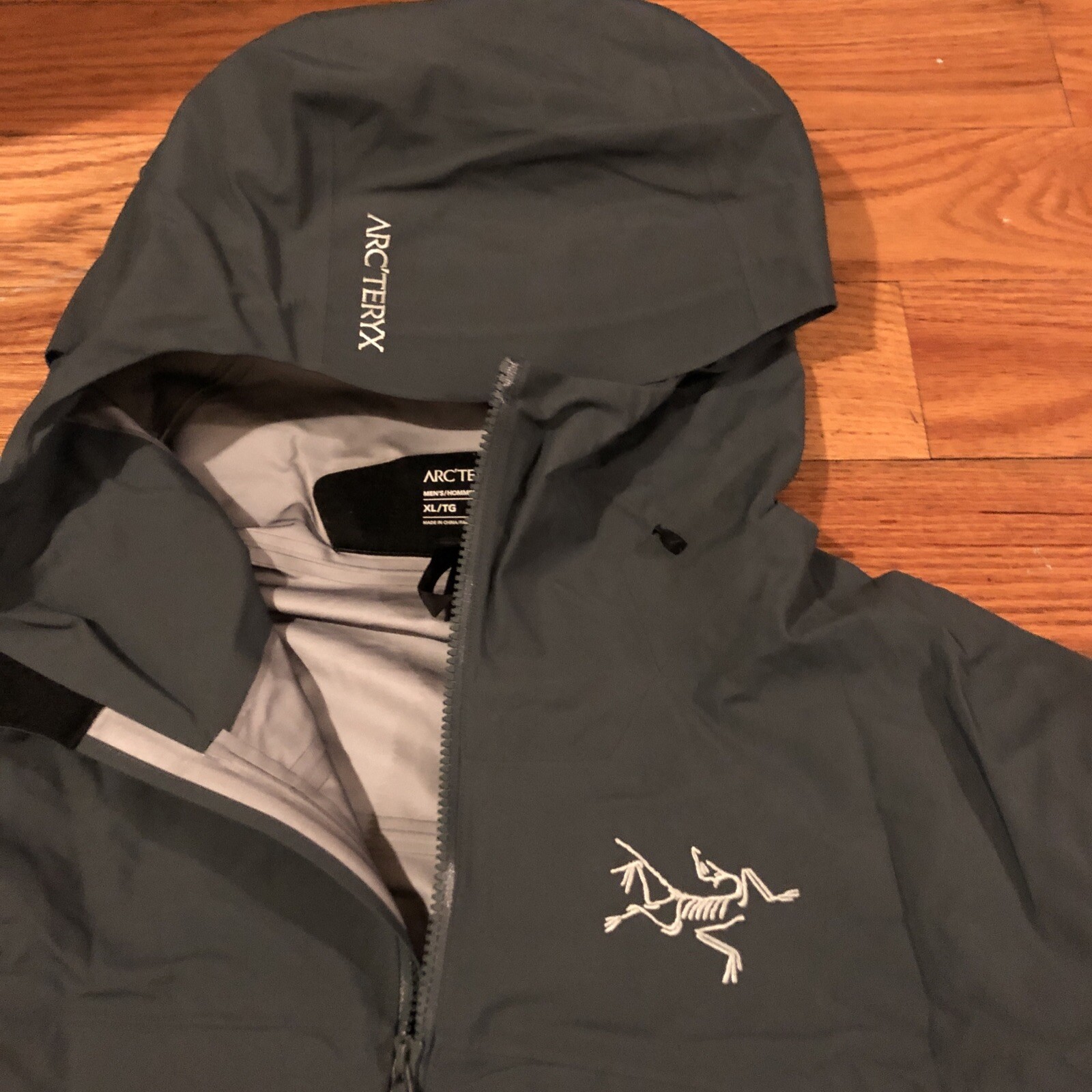 NEW Arc'teryx Sabre LT Men's X Large 