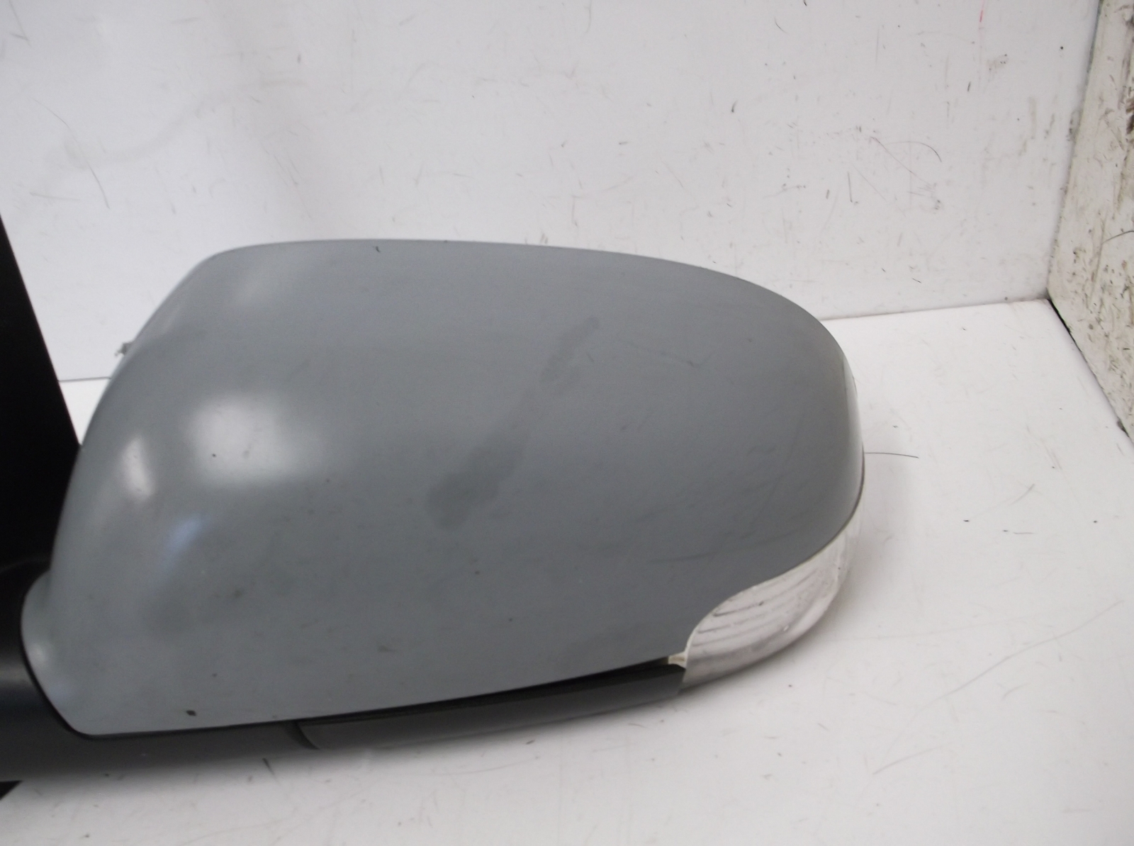 Volkswagen Touran Driver Side Wing Mirror E1010744 Black Lc9z for  