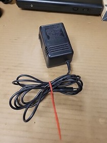 Original Sega Genesis 16-Bit System Model No: 1601 Console Bundle *TESTED