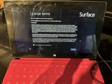 Microsoft Surface RT 1516 32GB Wi-Fi 10.6 Bla...