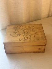 Vintage Hand Carved Wooden Trinket Box Hibiscus Flower Keepsake Memory Chest 5x4