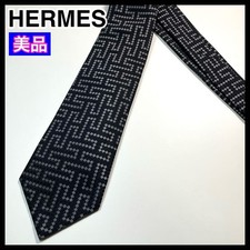Rare Excellent condition HERMES Tie Checkered pattern H motif Business Silk