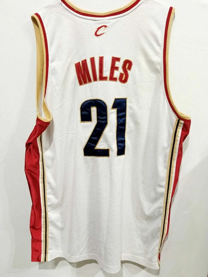 Canotta NBA match worn Cleveland Cavaliers Miles numero 21 taglia 48 da uomo - Immagine 2 di 4